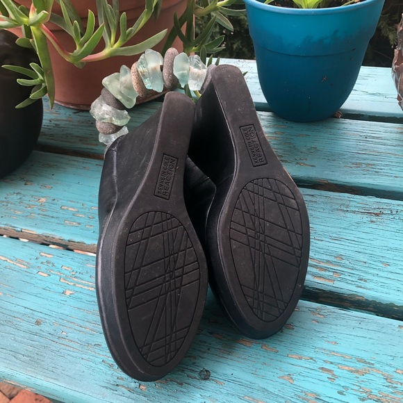 KENNETH COLE REACTION "TALL TAIL" WEDGE 5.5M NWOT - Picture 11 of 11